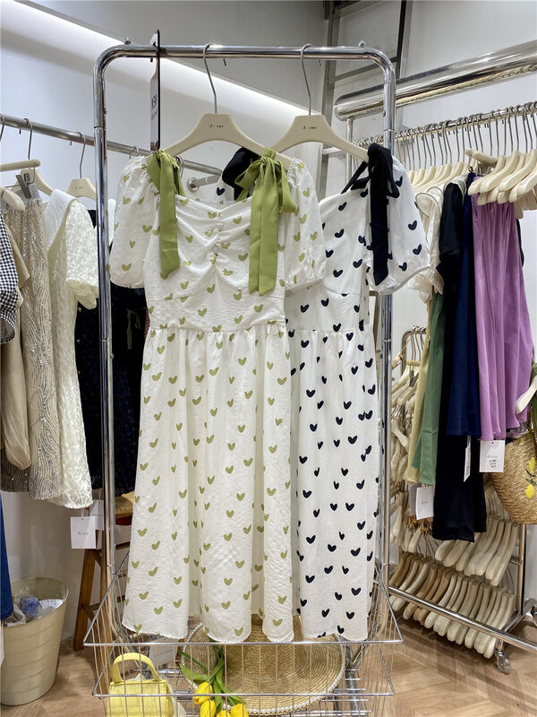 [A-One] Korean version love pattern bubble sleeve square neck dress 5690# hjy
