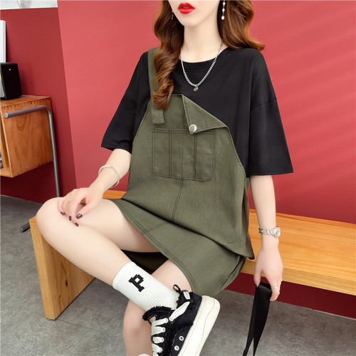 Real shooting of fried street summer design fake two piece strap large female short sleeve Korean version lazy wind loose stripe