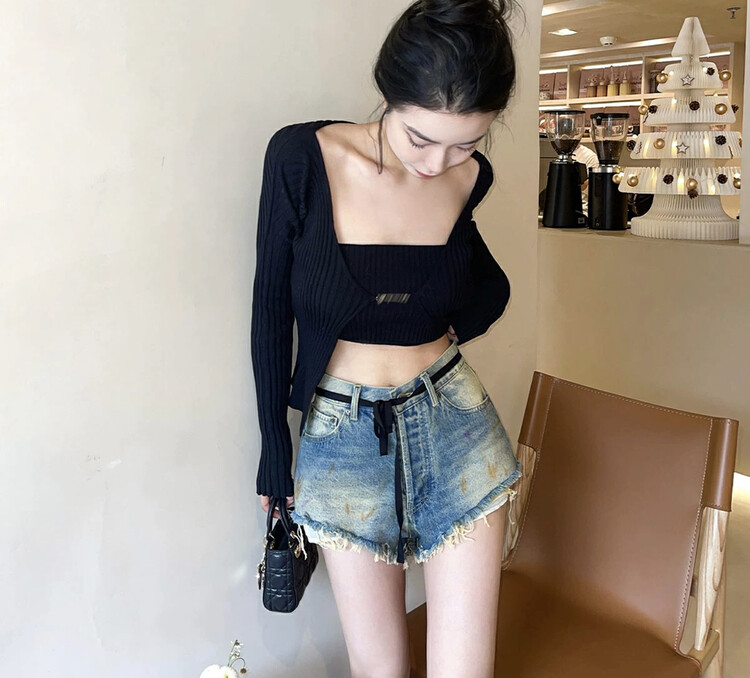 [good] Vintage lacquered crow lace up denim shorts (with waist rope) 7839# JJ
