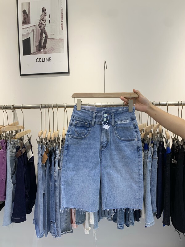 Original price 62.04! [T.H] simple and versatile loose denim shorts 163611# LSW