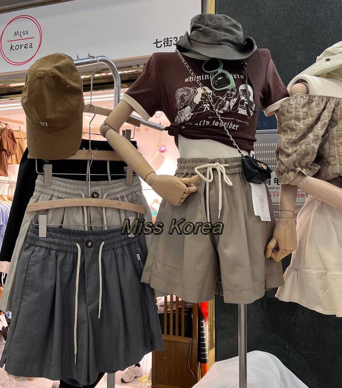 [Miss Korea] personalized versatile elastic waist lace up casual shorts 3325# HBx