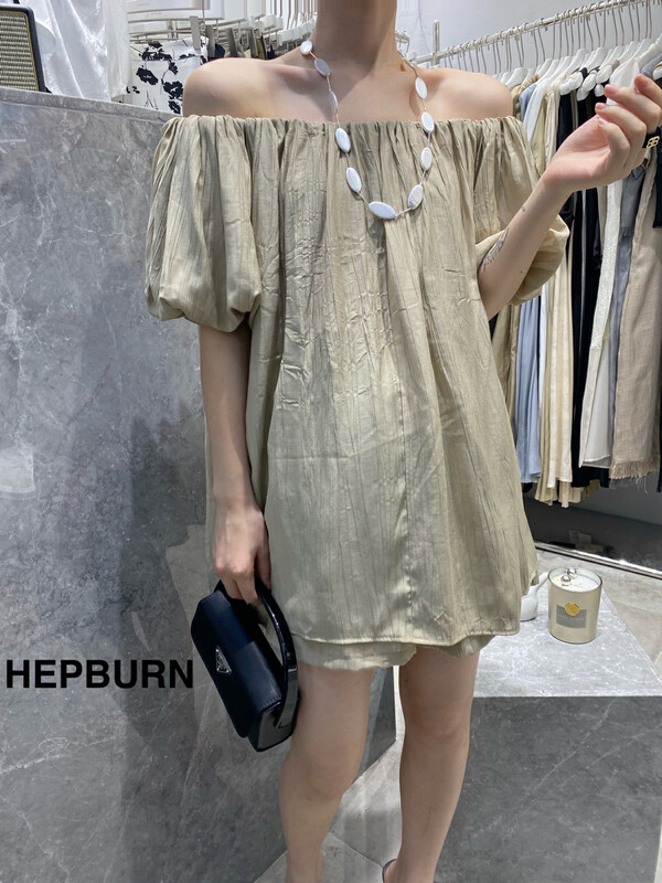 [Hepburn Hepburn] one shoulder simple temperament shirt h3886# L