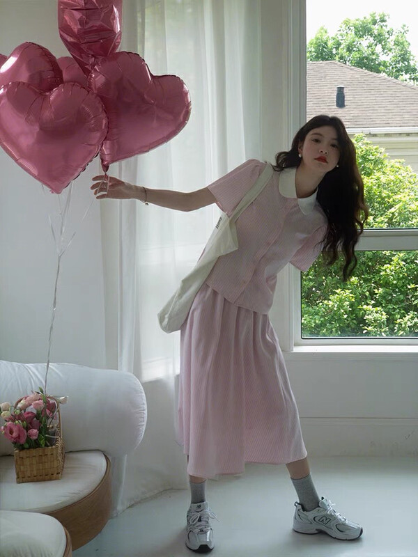 [come and see] Korean ins style baby collar shirt + slim striped umbrella skirt suit 1373\jj