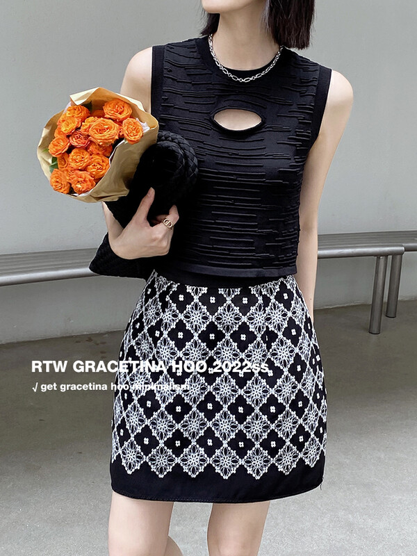 [gracetina Hoo] design sense stitching embroidery A-line skirt heavy industry embroidery bq6212