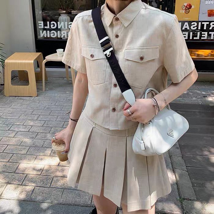[come and see] Korean version of versatile short sleeved shirt + high waist pleated skirt pants set 1375# JJ