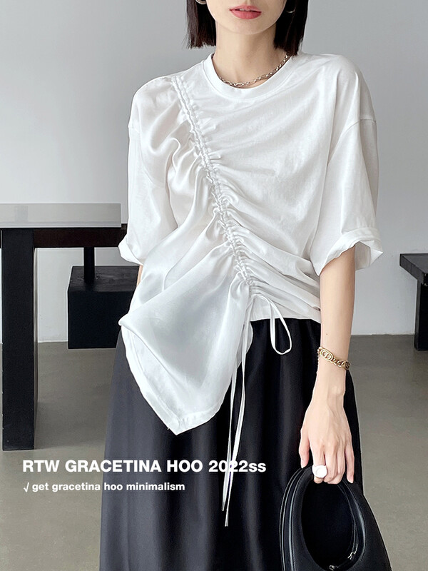 [gracetina Hoo] vertical cutting asymmetric impact fabric splicing short sleeve T-shirt Satin knitting splicing t3128
