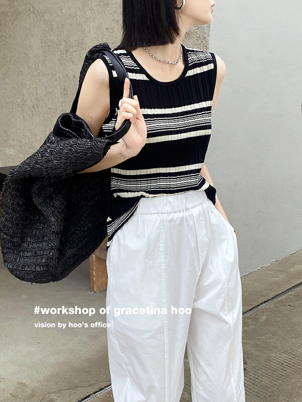 [gracetina Hoo] niche stripe round neck knitted sleeveless vest / sling z860