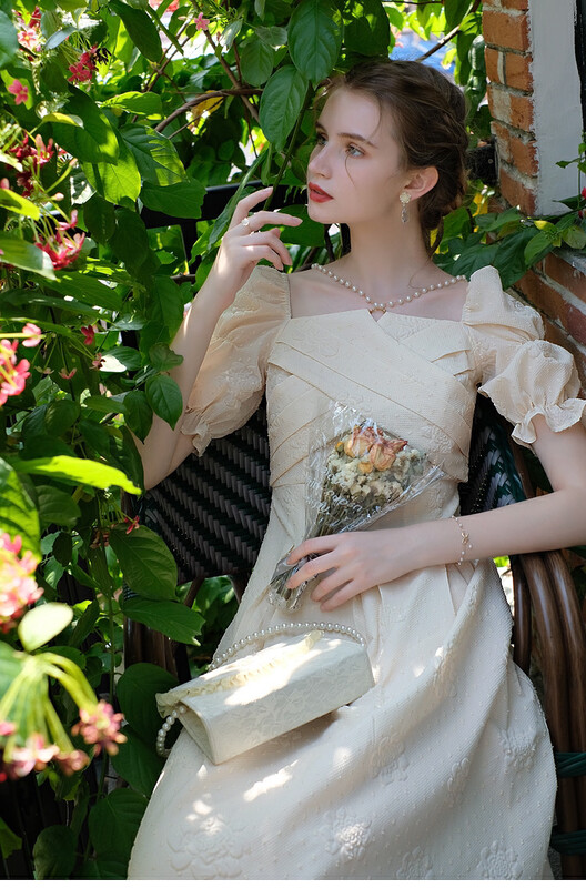 [come and see] French pearl chain pleated retro princess dress 1377# JJ