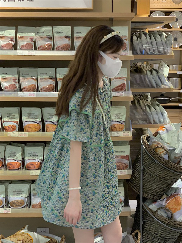 [come and see] French high-class temperament foreign style green Ruffle sleeve floral dress 1428\jj
