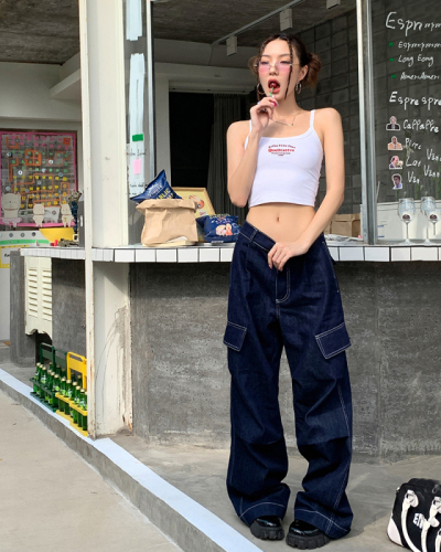 Real shooting of 2022 summer new vintage silhouette jeans loose floor wide legged pants overalls women's fashion brand