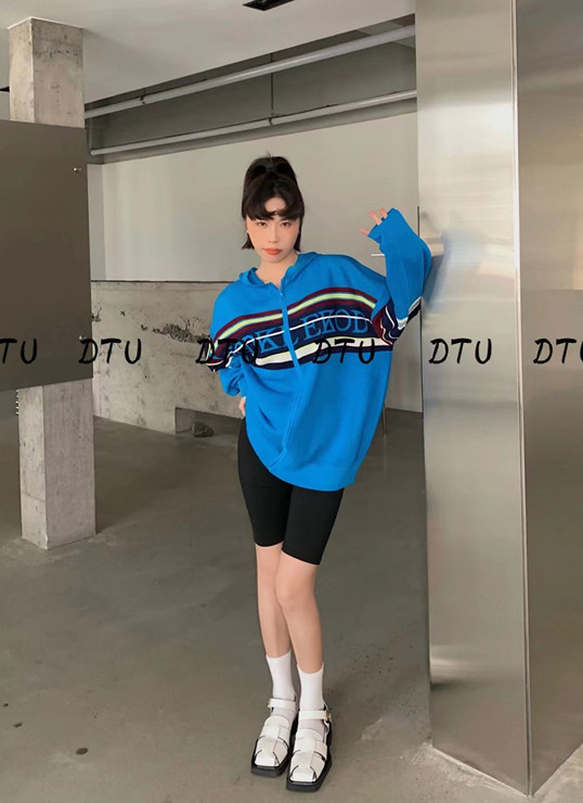 [Tutu] contrast letter hooded knitted sunscreen shirt 52263 \lsl
