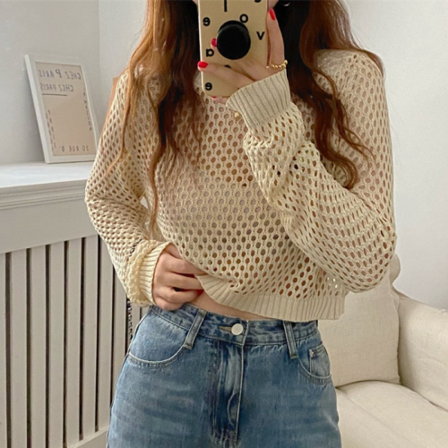 Thin long-sleeved sunscreen knitwear women's summer new loose and lazy style hollowed-out blouse with suspenders and a short top