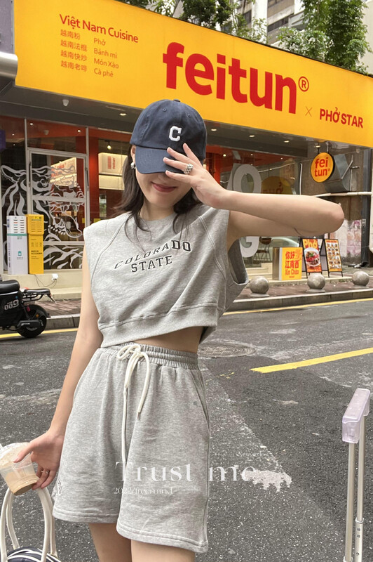 Original price 123.95! [TRUSTME] vest embroidered letter sweater suit set 69560