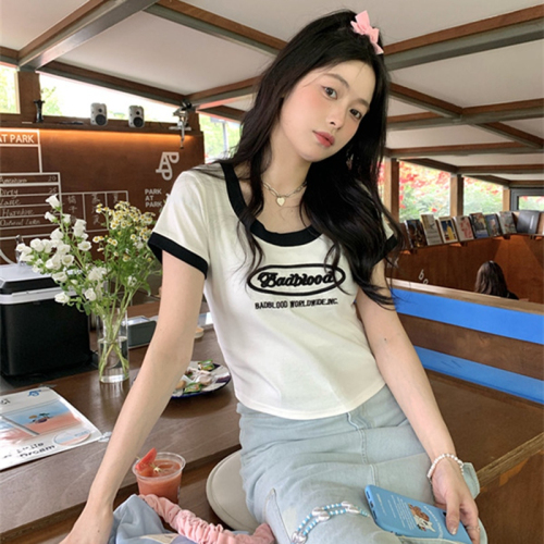 Korean version of the fashion summer new cotton short-sleeved t-shirt women's contrast letter printing slim short top women
