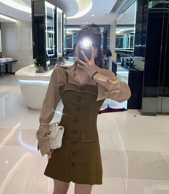 New in early autumn! [HH] Korean solid color shirt + waist suspender skirt two-piece suit 8667# LSL