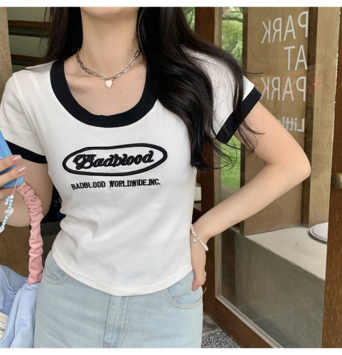 Korean version of the fashion summer new cotton short-sleeved t-shirt women's contrast letter printing slim short top women