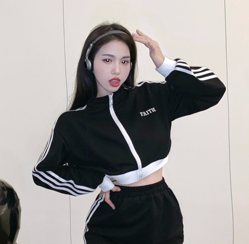 Real sale price black sports suit long-sleeved short jacket cardigan top + hip skirt two-piece set