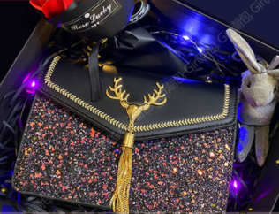 Trendy bag to send girlfriend Valentine's Day birthday gift commemorative wedding shoulder bag messenger bag gift box ceremony sense