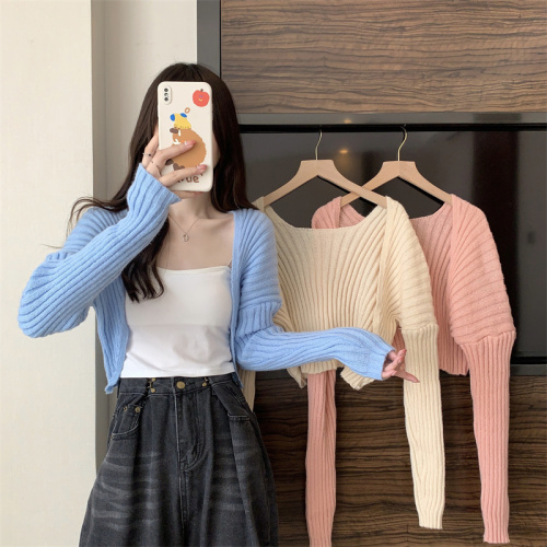 Student long-sleeved knitted cardigan women's autumn tops lazy 2022 new Korean version slim fit and slim all-match ins