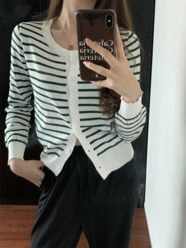 Real price real price Spring and Autumn Korean version ins style loose striped knitted cardigan jacket for women