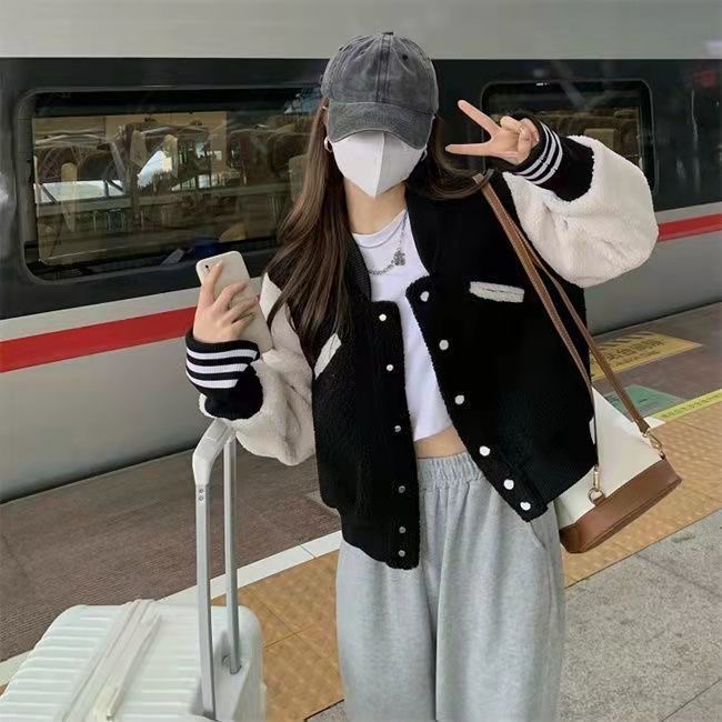 2022 baseball uniform lamb wool jacket women's autumn and winter design sense casual handsome loose all-match fried street jacket