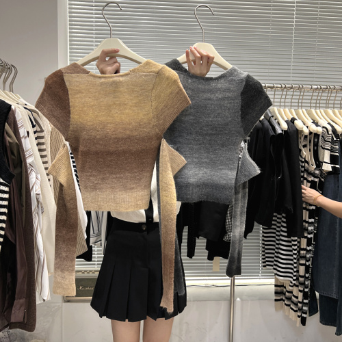 2022 autumn new Korean version high-end niche design hot girl style gradient color thin sweater