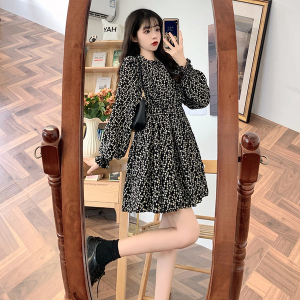 French autumn and winter retro Hepburn style waist slim skirt women's long-sleeved floral dress