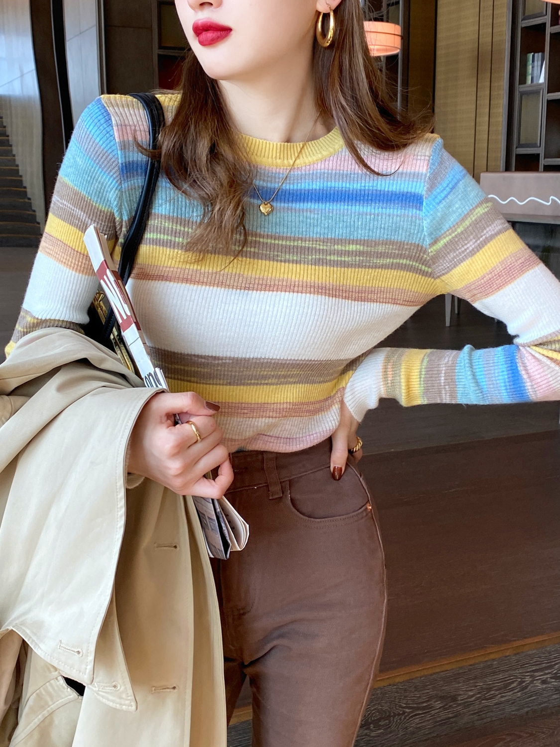 Rainbow top women's long-sleeved spring and autumn 2022 new striped knitted bottoming shirt tight thin sweater early autumn