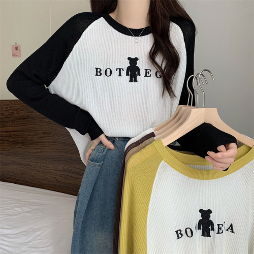 Real auction real price New version of Korean style high-quality large version of stitching design sense embroidery long-sleeved sweater