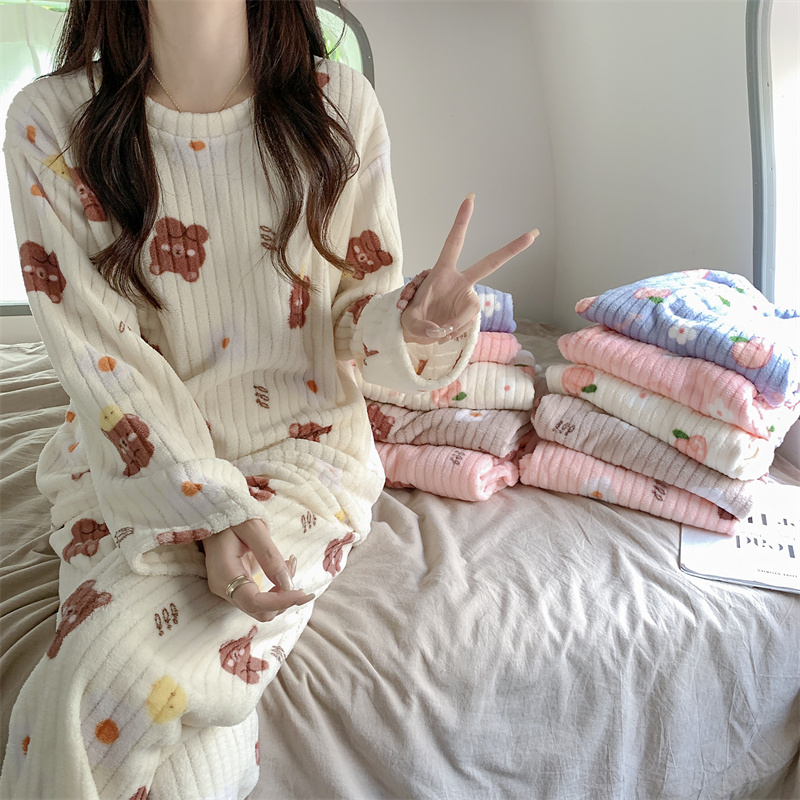 Autumn and winter new cartoon warm coral fleece pajamas suit women