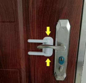 Lengthened anti-children pet door handle safety lock baby anti-pinch hand anti-theft door safety lock