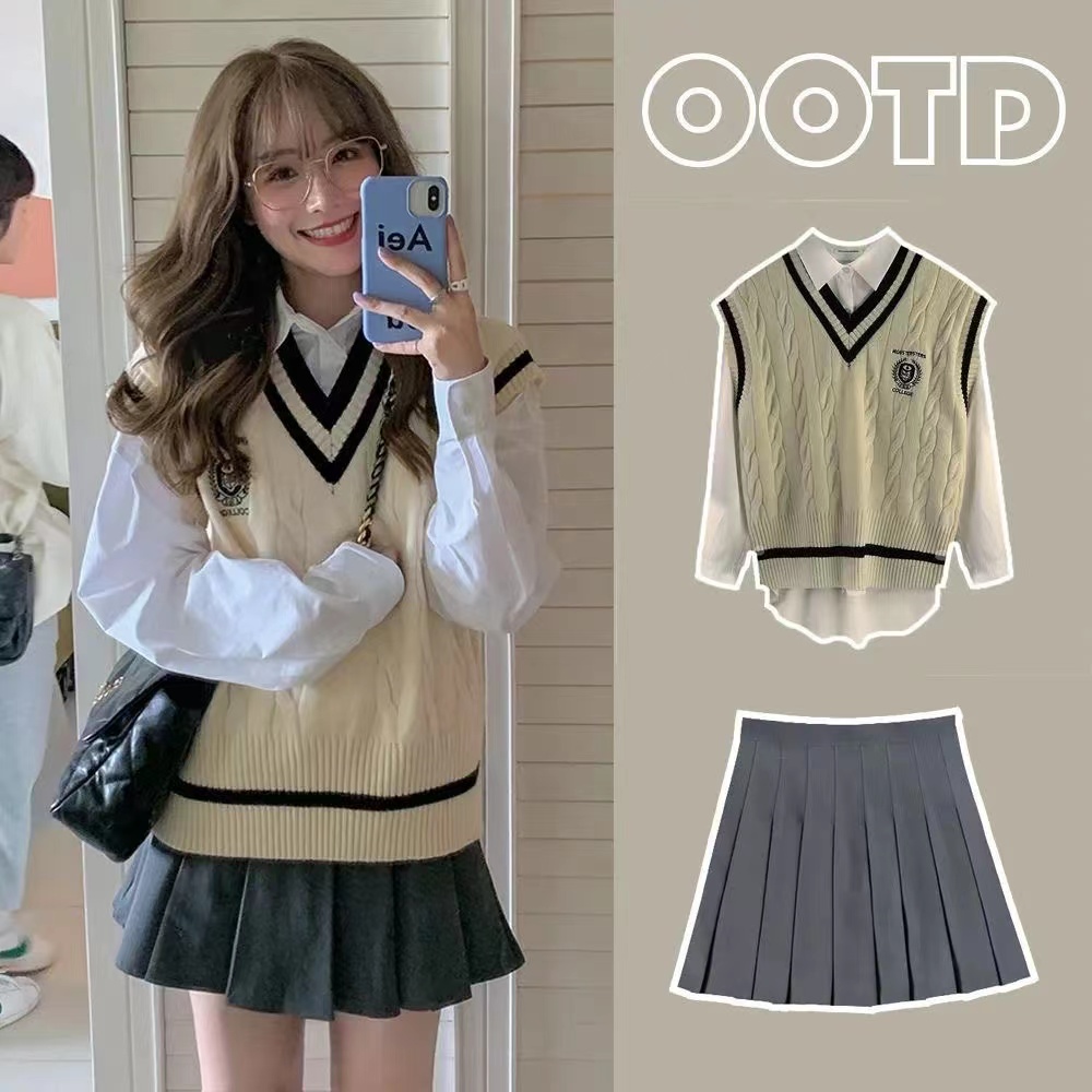 Xiaoxiangfeng vest and vest women's outer wear 2021 autumn and winter new student college style shirt two-piece suit