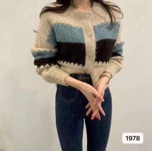 Color-blocking knitted cardigan women's  autumn new style lazy style loose short sweater jacket spring Korean version