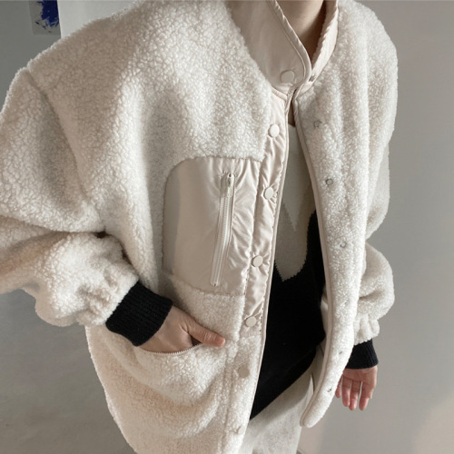 A large number of spot lamb wool jacket women autumn and winter 2022 new Korean version of the wild grain velvet pocket collar jacket