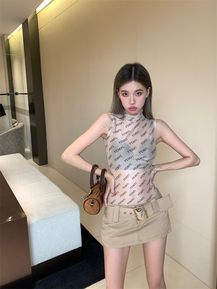 Real sale price Retro Korean version slim letter mesh turtleneck vest + all-match short skirt suit