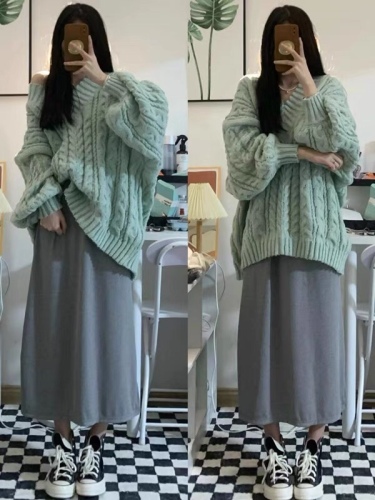 Twist green sweater women's autumn and winter v-neck lazy style loose design small Japanese retro mid-length