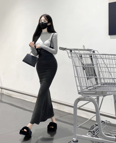 Real price coral sea strap fishtail skirt long-sleeved bottoming shirt top two-piece set