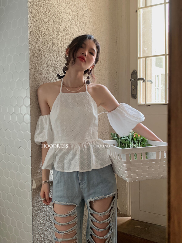 [Fire HOODRESS] Korean version of the careful machine halter embroidery puff sleeve small shirt 22234# JHY
