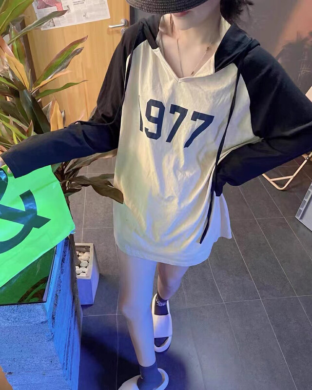 [Only Love] Number 1977 Letter Long Sleeve Contrast Color Sunscreen Shirt C783# ZXL