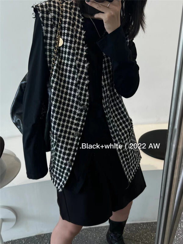 New in autumn!【BLACK+WHITE】V-neck single-breasted plaid small fragrance vest 03254# XYJ