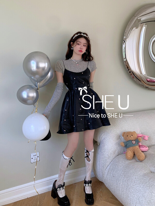 【SHE U】Sweet embroidered waistless pu suspender dress 59087# JHY