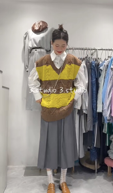 New in autumn!【3.STUDIO】Casual and lazy striped V-neck knitted vest 5304# PCZ
