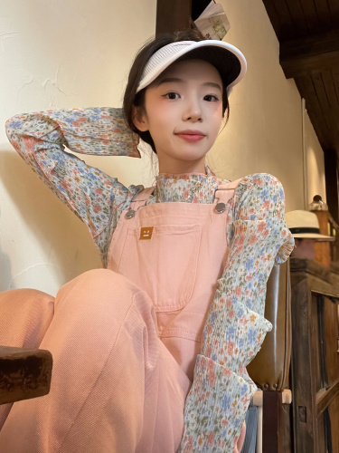 Real shooting real price ~ pink overalls autumn women's new design sense of small milk net red small jeans