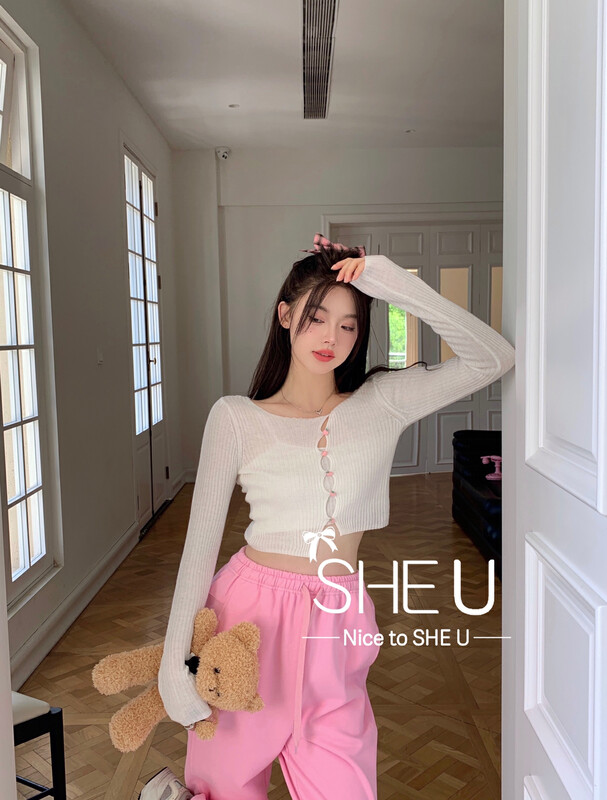 【SHE U】Irregular one-shoulder knitted sweater 51076