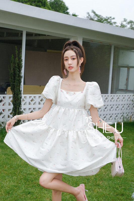 【SHE U】Nice Puff Sleeve Jacquard Dress C58310