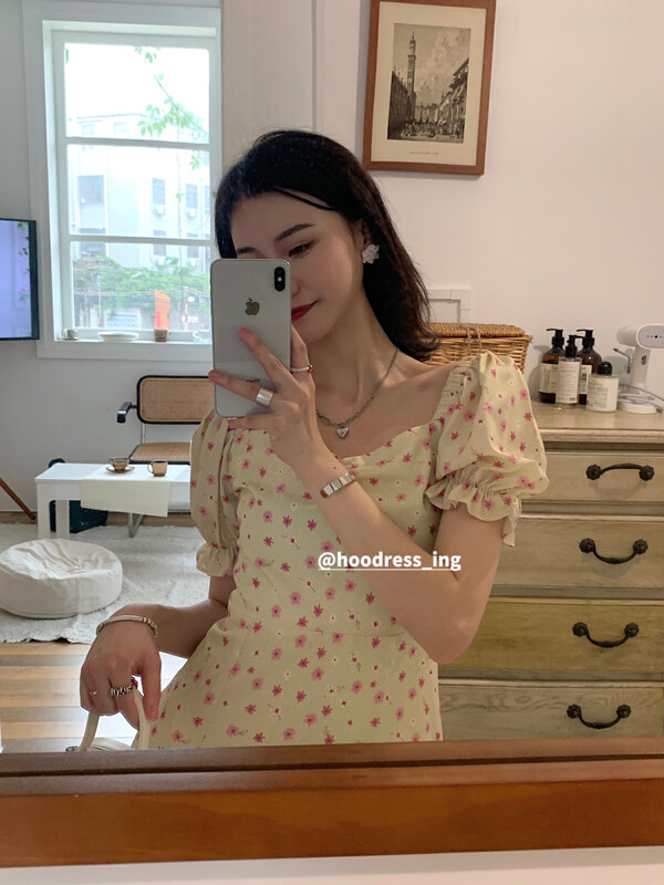 Original price 123.95! [Fire HOODRESS] Korean version of the floral small catch pleated slim slit dress 22178