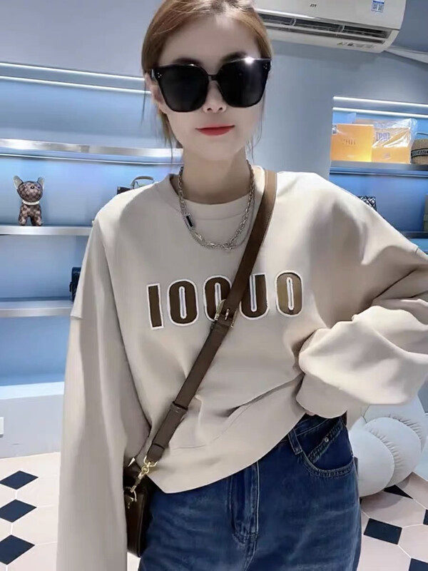New in autumn! [Miss Xixi] Letter Print Pullover Sweater 1833# L