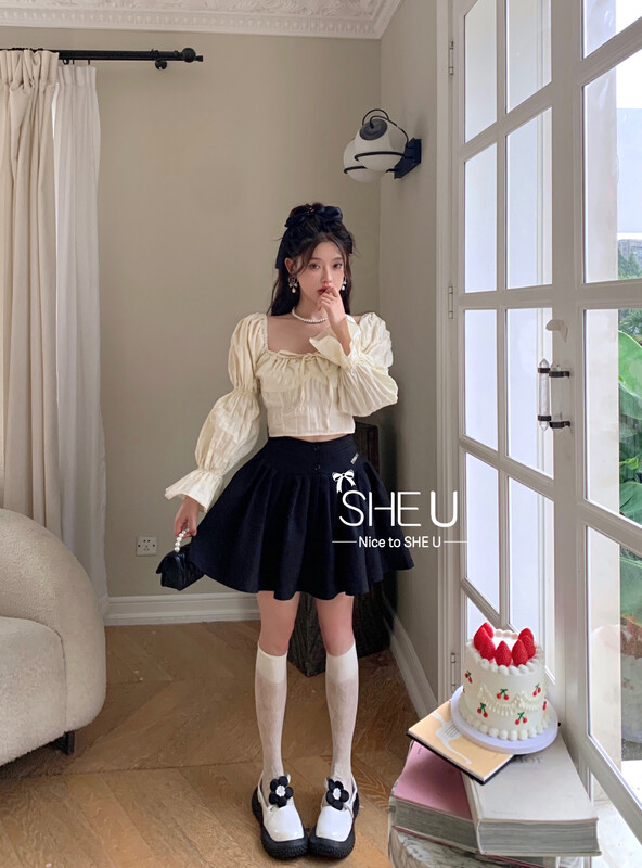 [SHE U] Design pleated design short skirt and skirt with safety pants 81056