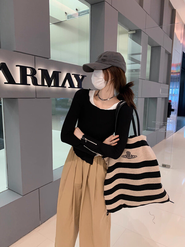 New in early autumn! [Only Love] Thin, stretchy and fashionable long-sleeved T-shirt + solid color vest suit C850# ZXL
