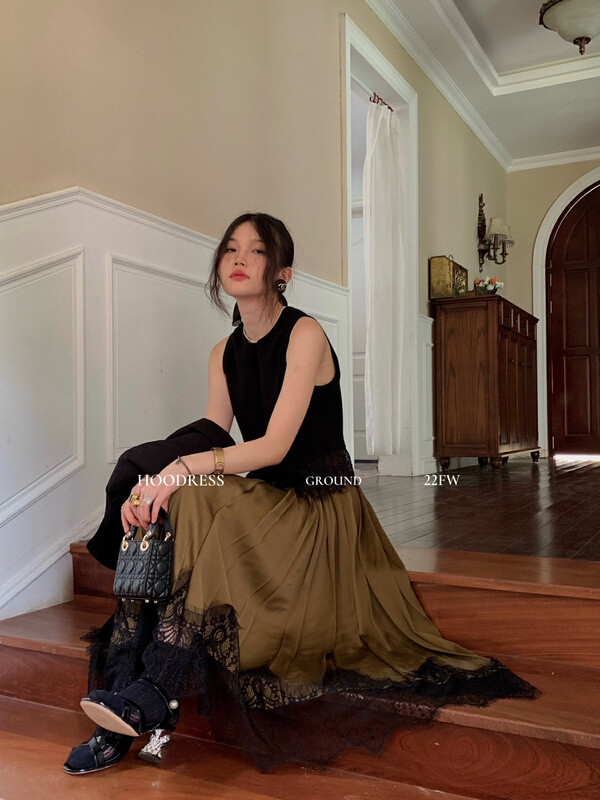 [Fire HOODRESS] Korean lady's advanced stitching lace pleated skirt 22308# JHY